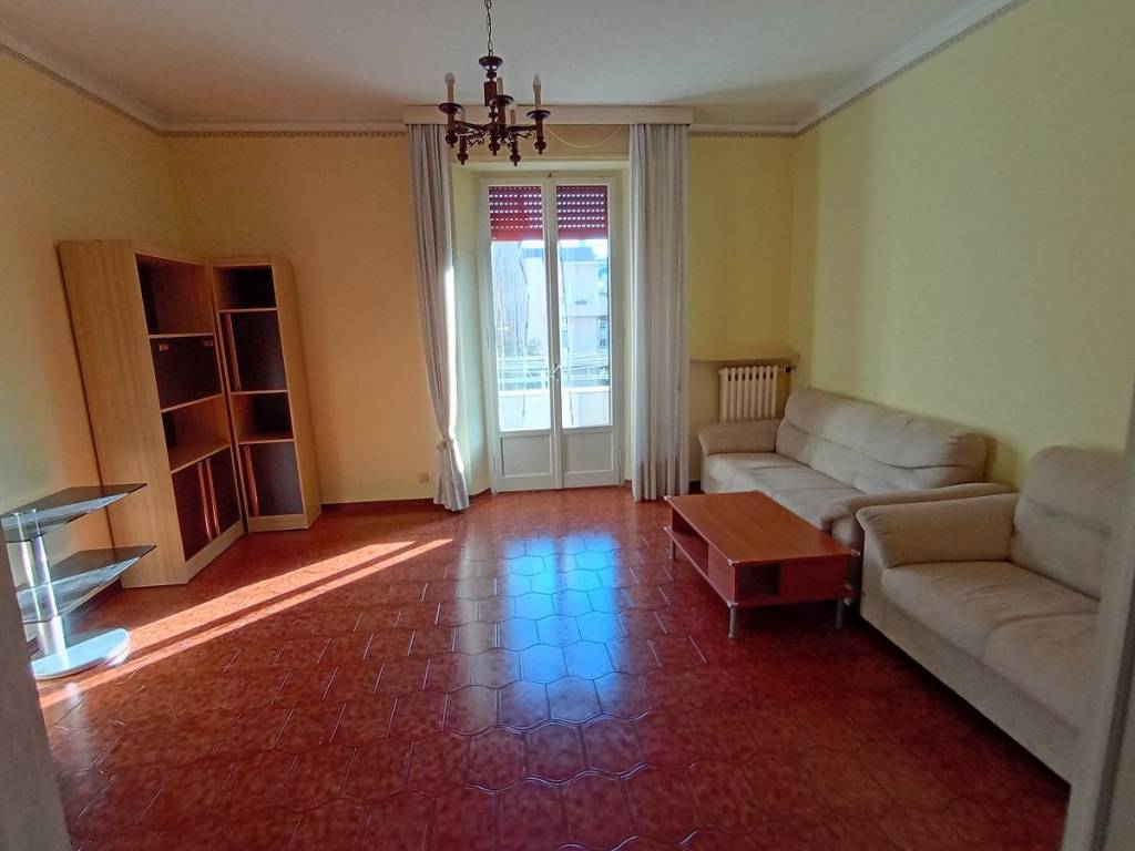 appartamento in affitto ad Ancona in zona Adriatico