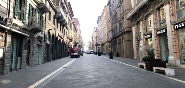 negozio in affitto ad Ancona in zona Centro Storico