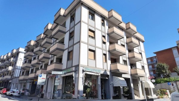 appartamento in affitto ad Ancona in zona Borgo Rodi