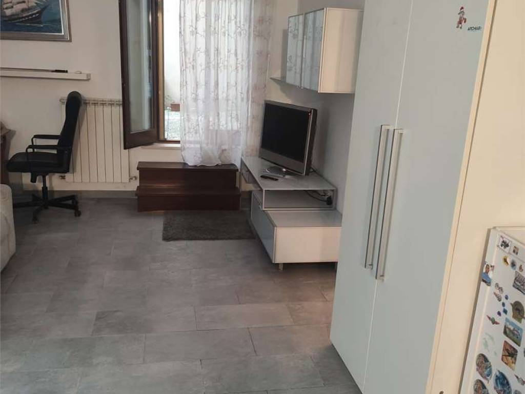 appartamento in affitto ad Ancona in zona Piano San Lazzaro