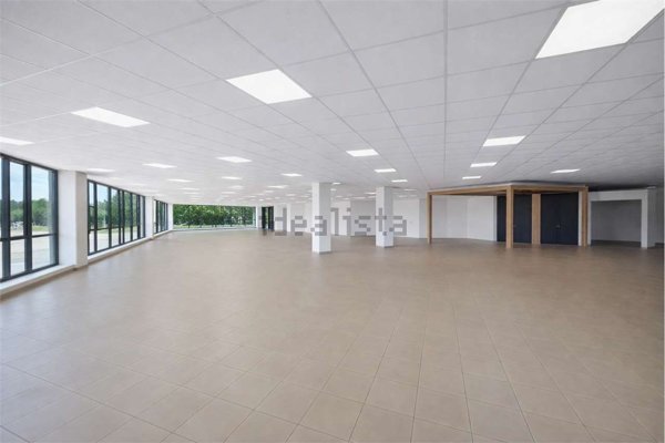locale di sgombero in affitto ad Ancona in zona Piano San Lazzaro
