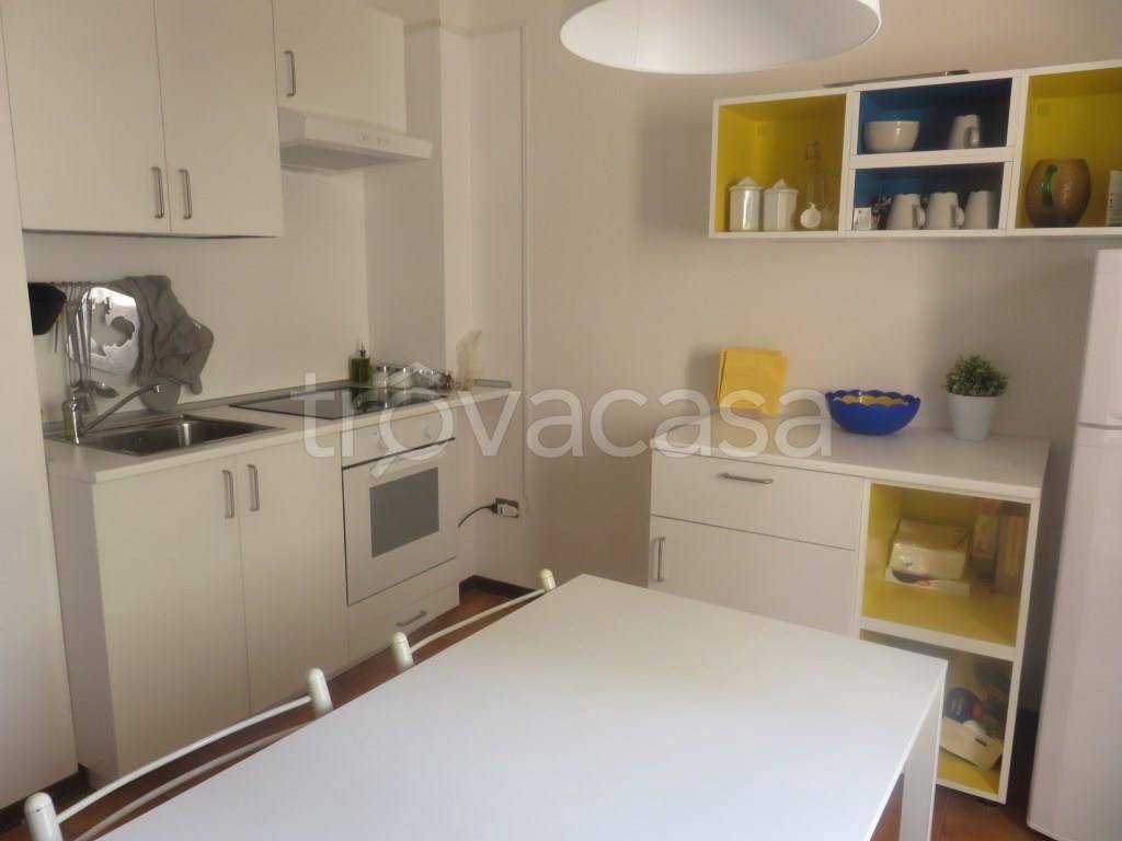 appartamento in affitto ad Ancona in zona Adriatico