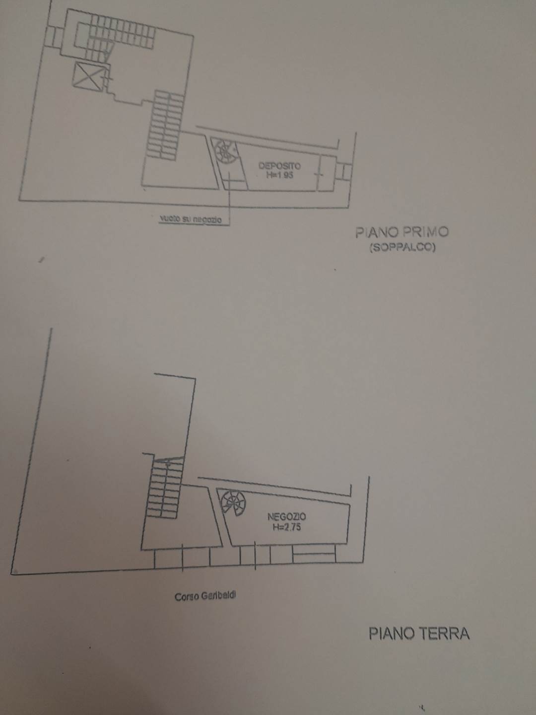 negozio in affitto ad Ancona in zona Centro Storico