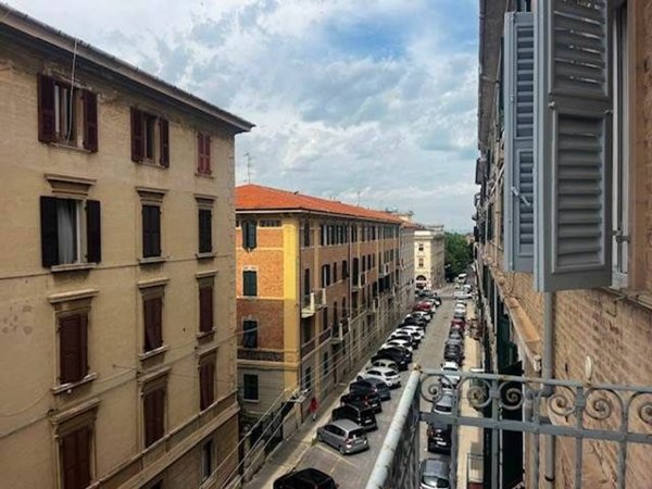 appartamento in affitto ad Ancona in zona Piano San Lazzaro