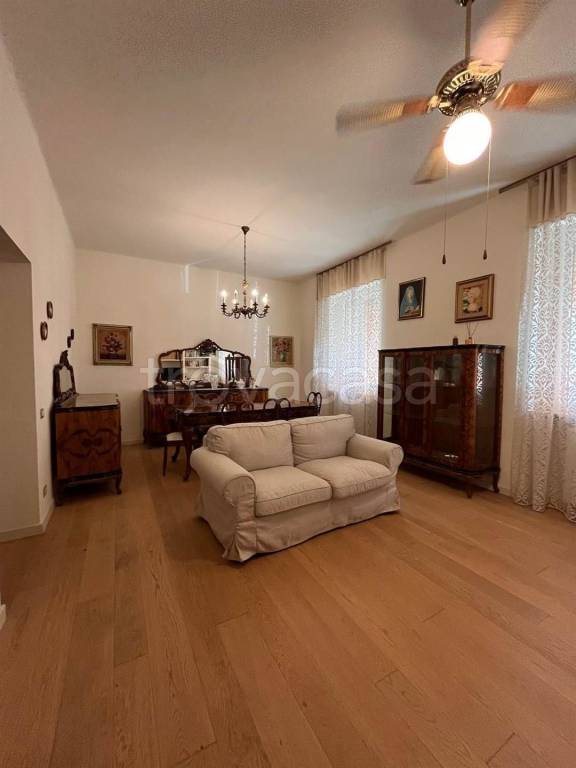 appartamento in affitto ad Ancona in zona Adriatico