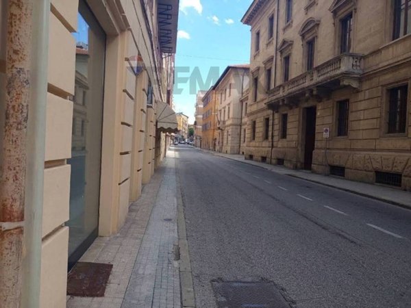 appartamento in affitto ad Ancona in zona Adriatico