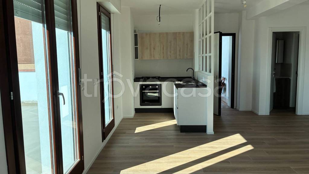 appartamento in affitto a Camerano