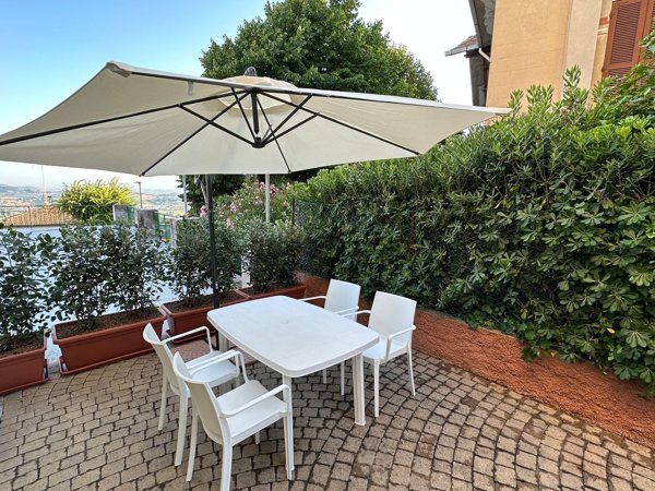 appartamento in affitto a Camerano