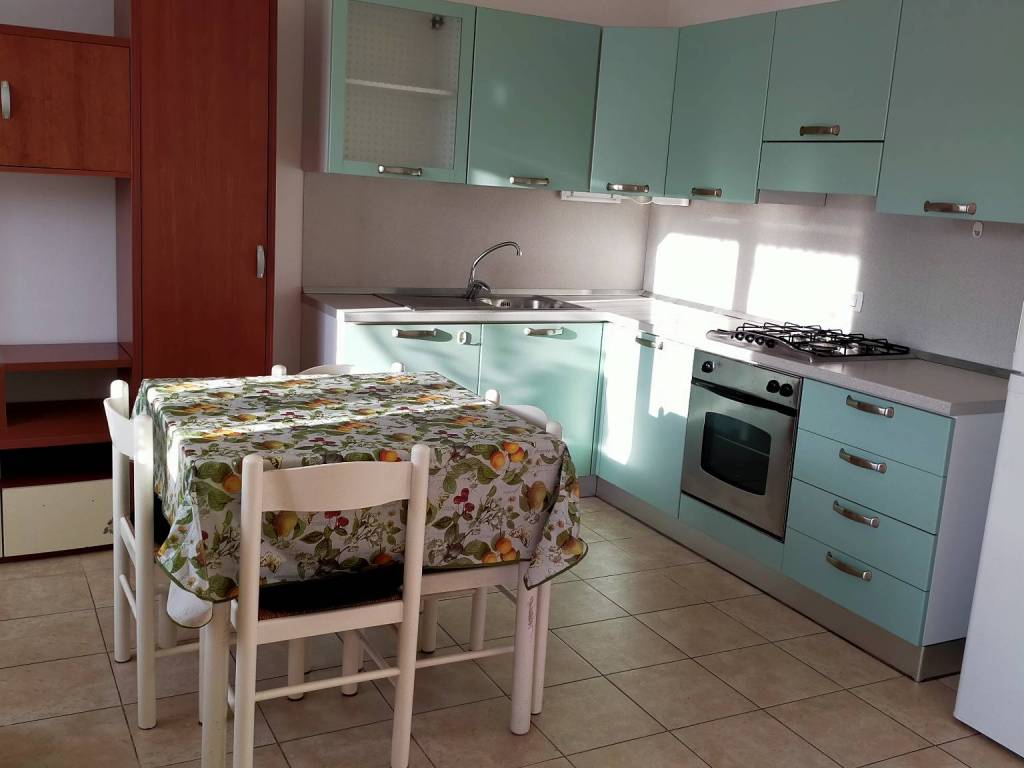 appartamento in affitto a Castelbellino in zona Stazione