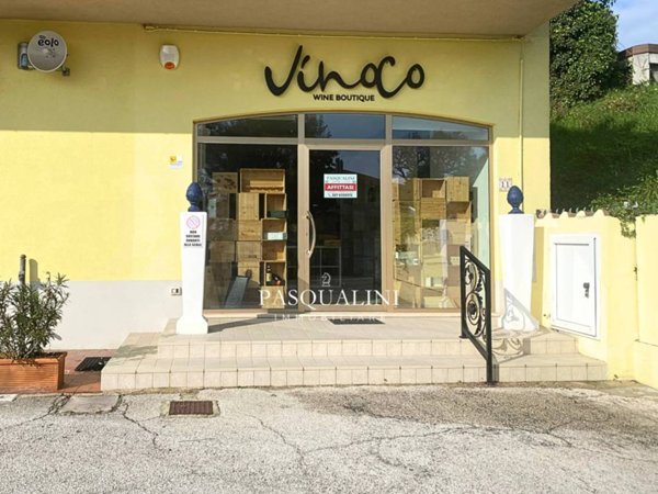 negozio in affitto a Castelfidardo