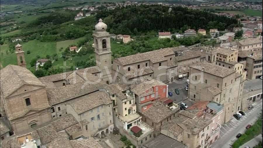 trivano in affitto a Castelfidardo