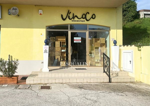 locale commerciale in affitto a Castelfidardo