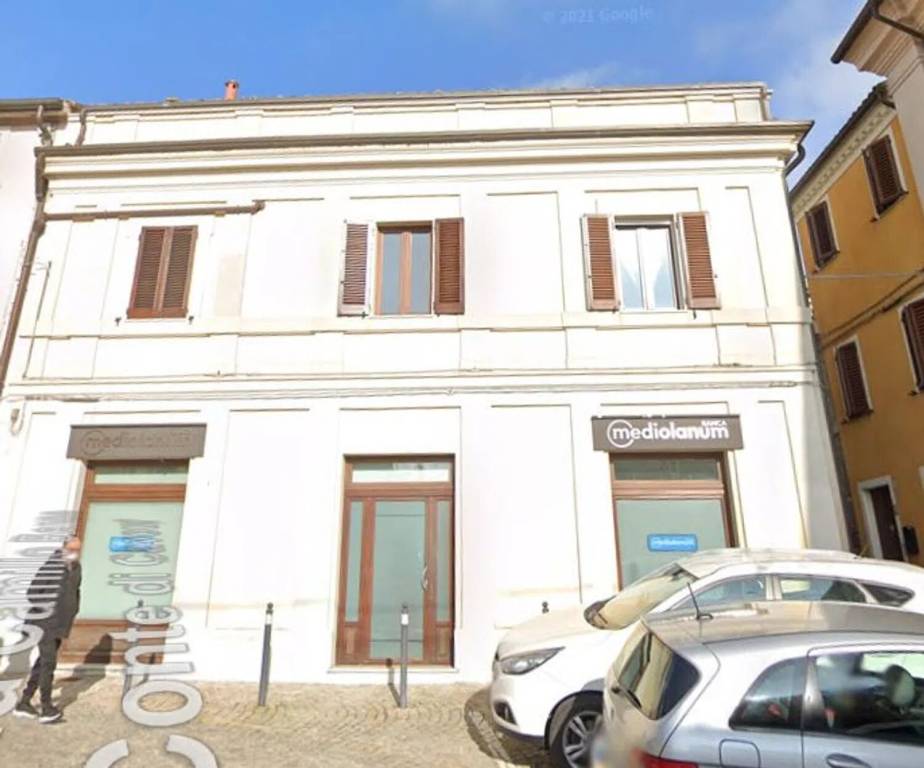 negozio in affitto a Castelfidardo