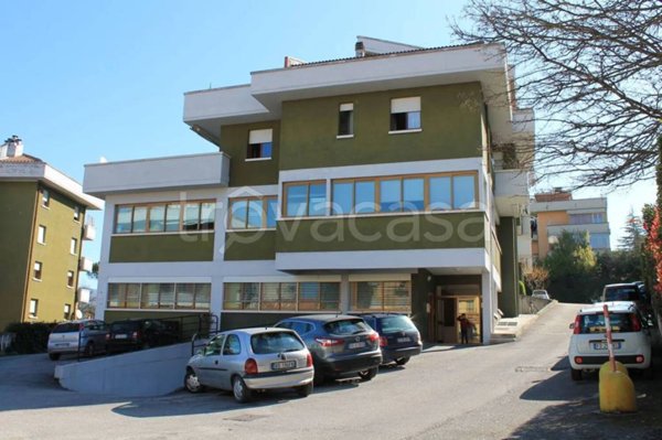 ufficio in affitto a Fabriano