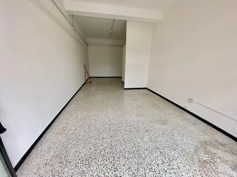 locale commerciale in affitto a Fabriano