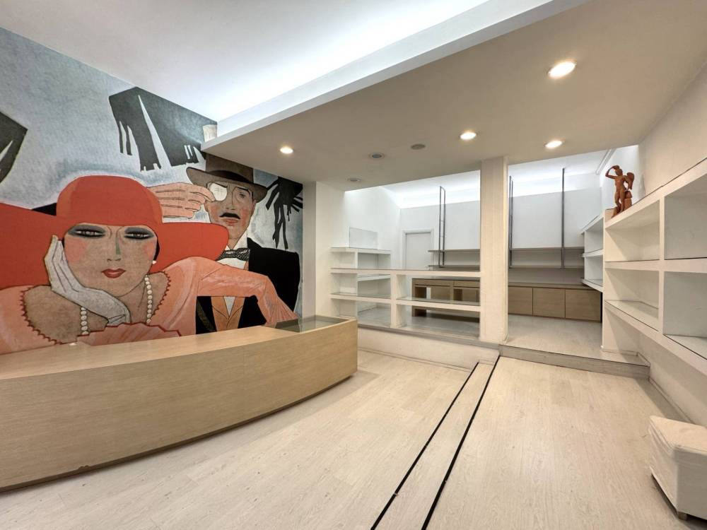 locale commerciale in affitto a Fabriano