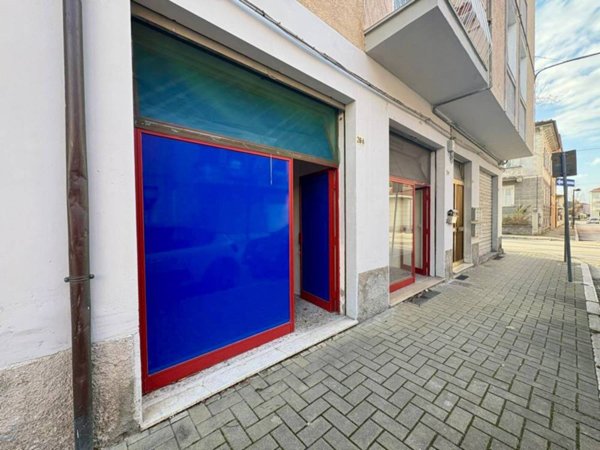 locale commerciale in affitto a Fabriano