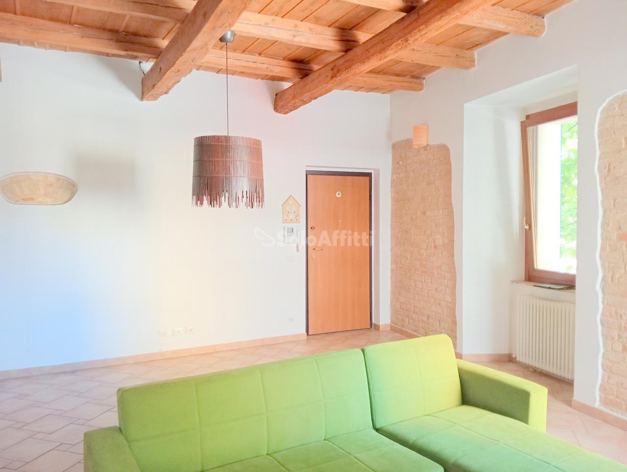 appartamento in affitto a Falconara Marittima in zona Castelferretti