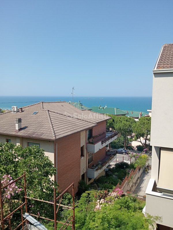 appartamento in affitto a Falconara Marittima in zona Falconara Alta