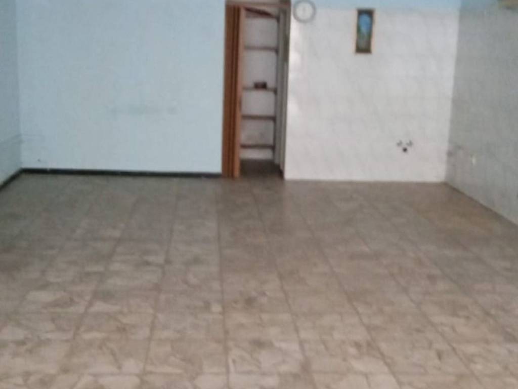 negozio in affitto a Falconara Marittima