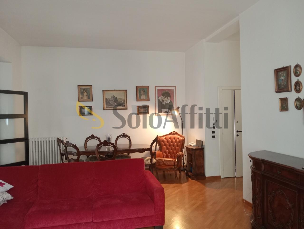 appartamento in affitto a Falconara Marittima