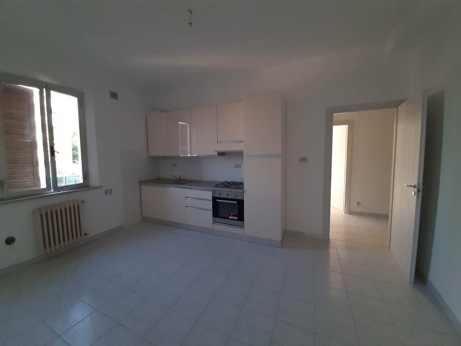 appartamento in affitto a Falconara Marittima