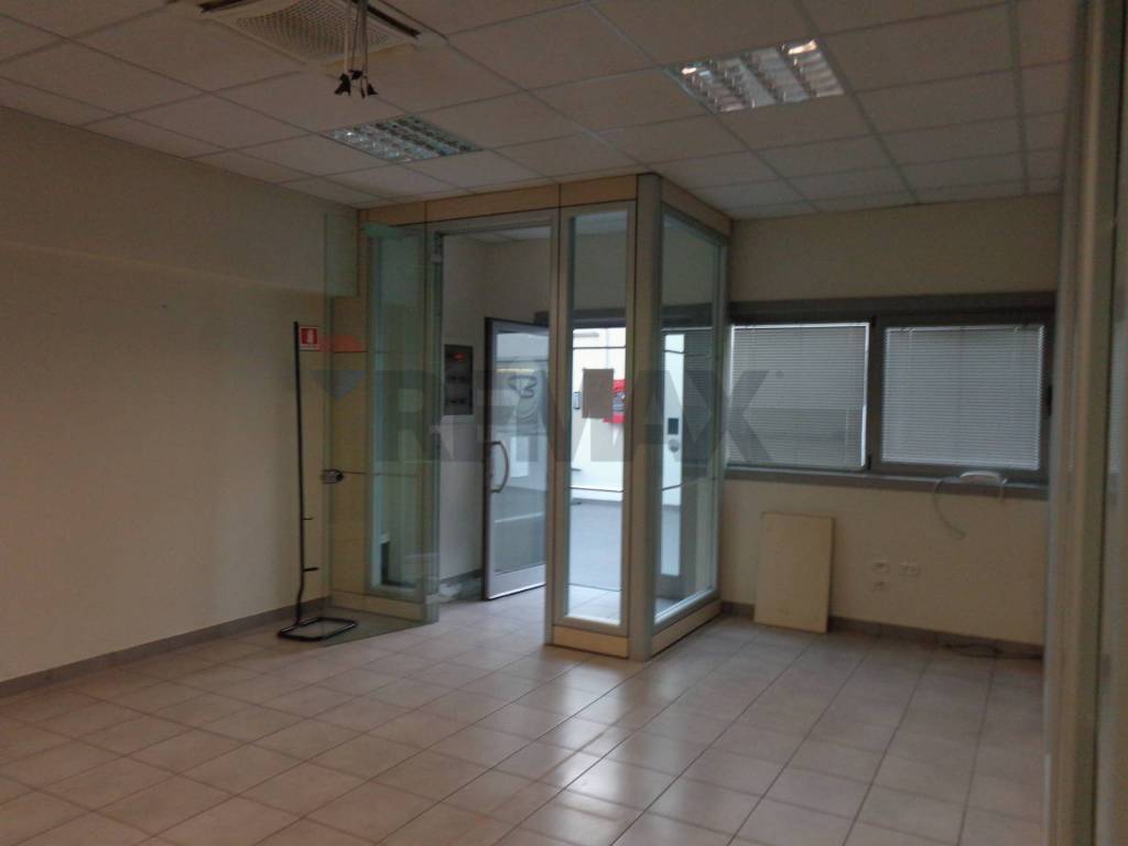 ufficio in affitto a Falconara Marittima in zona Falconara Alta