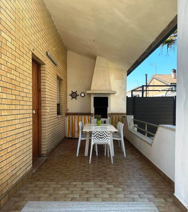 appartamento in affitto a Falconara Marittima