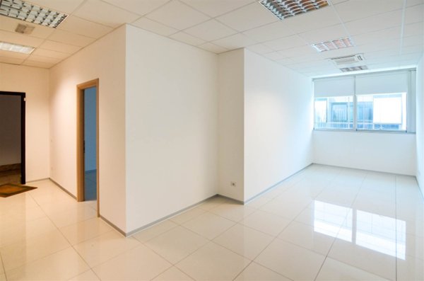 ufficio in affitto a Jesi