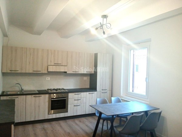 appartamento in affitto a Jesi