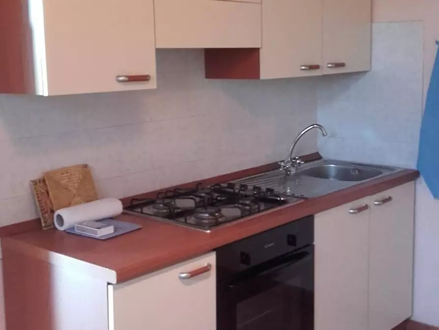 appartamento in affitto a Jesi in zona Castelrosino