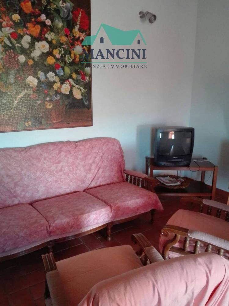 appartamento in affitto a Jesi in zona Castelrosino