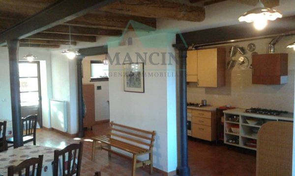 appartamento in affitto a Jesi in zona Castelrosino