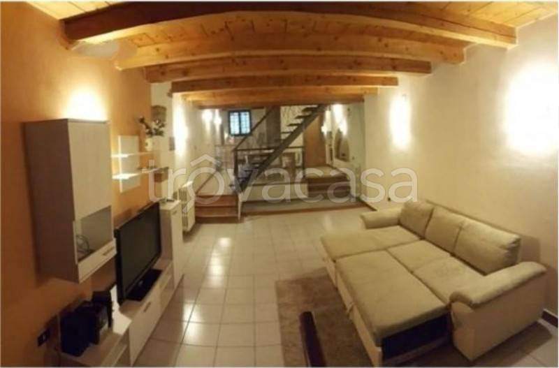 appartamento in affitto a Jesi
