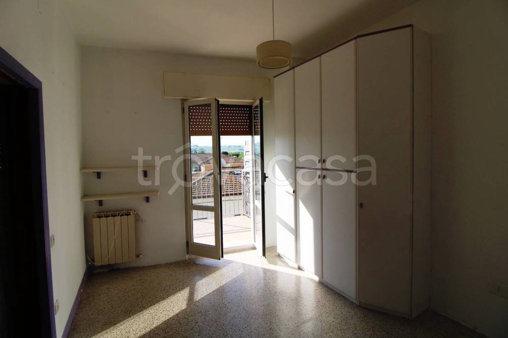 appartamento in affitto a Jesi