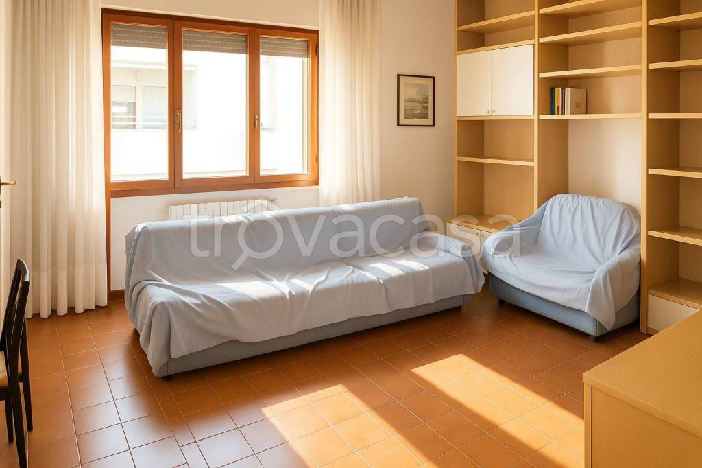 appartamento in affitto a Jesi