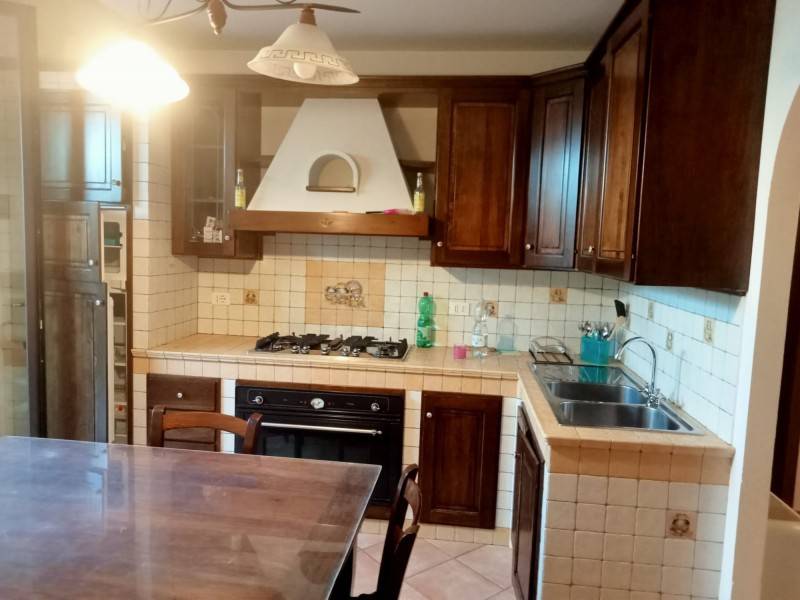 appartamento in affitto a Jesi in zona Santa Lucia