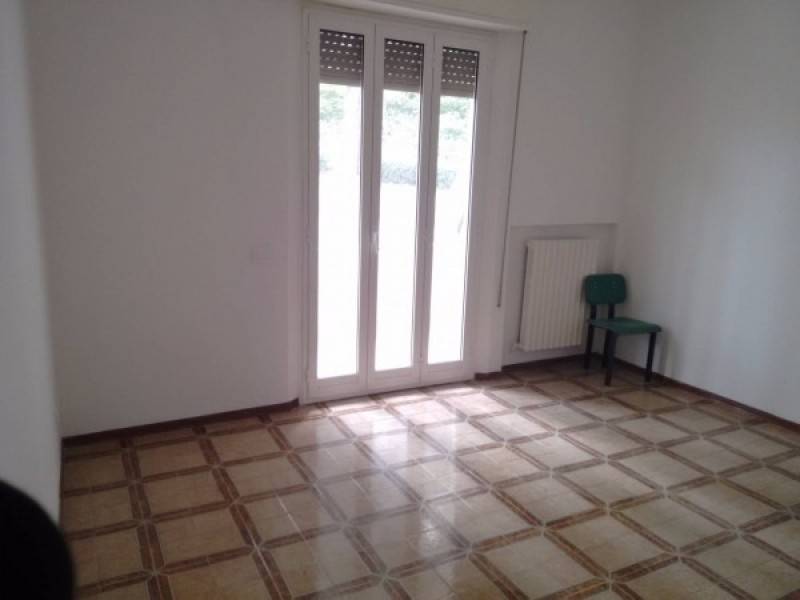 appartamento in affitto a Jesi
