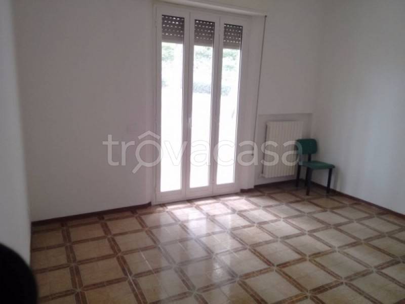 appartamento in affitto a Jesi