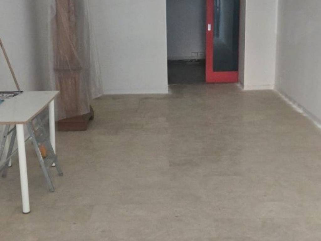 negozio in affitto a Jesi