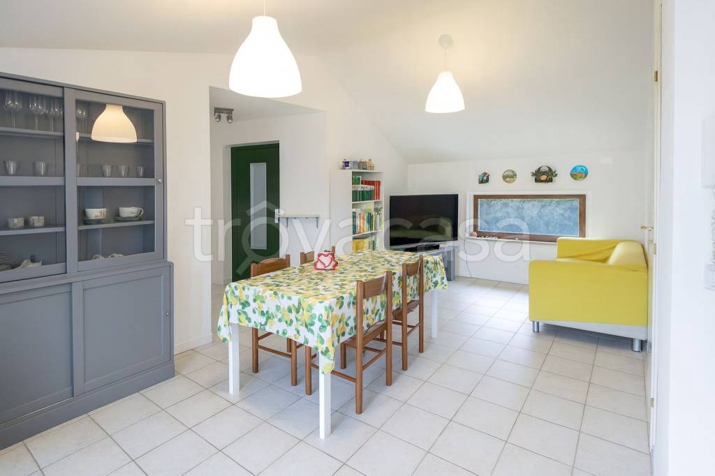 appartamento in affitto a Jesi