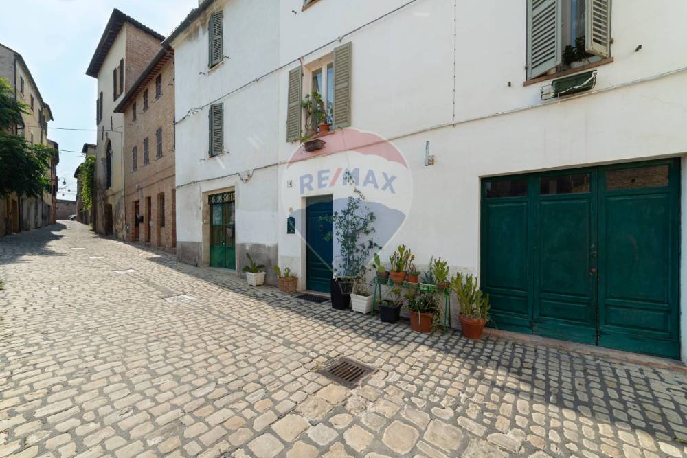 casa semindipendente in affitto a Jesi