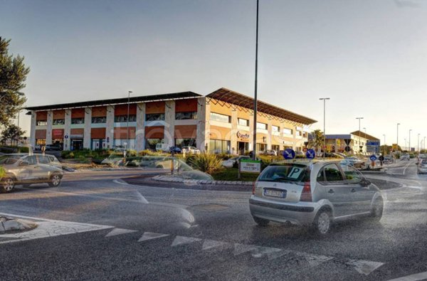 ufficio in affitto a Jesi