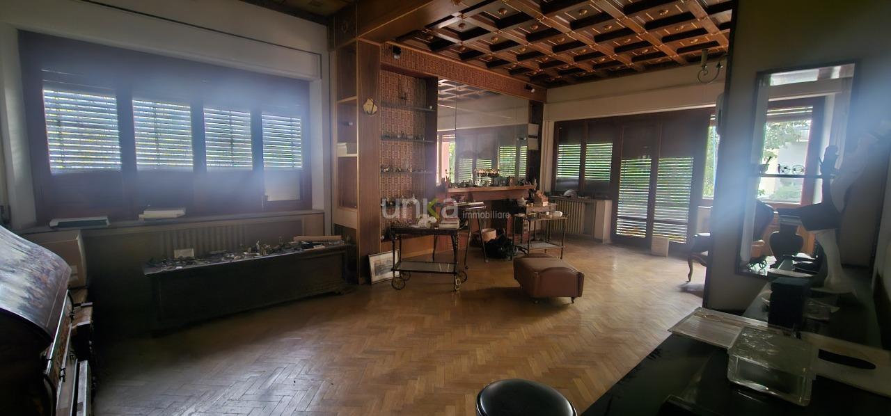 casa indipendente in affitto a Jesi