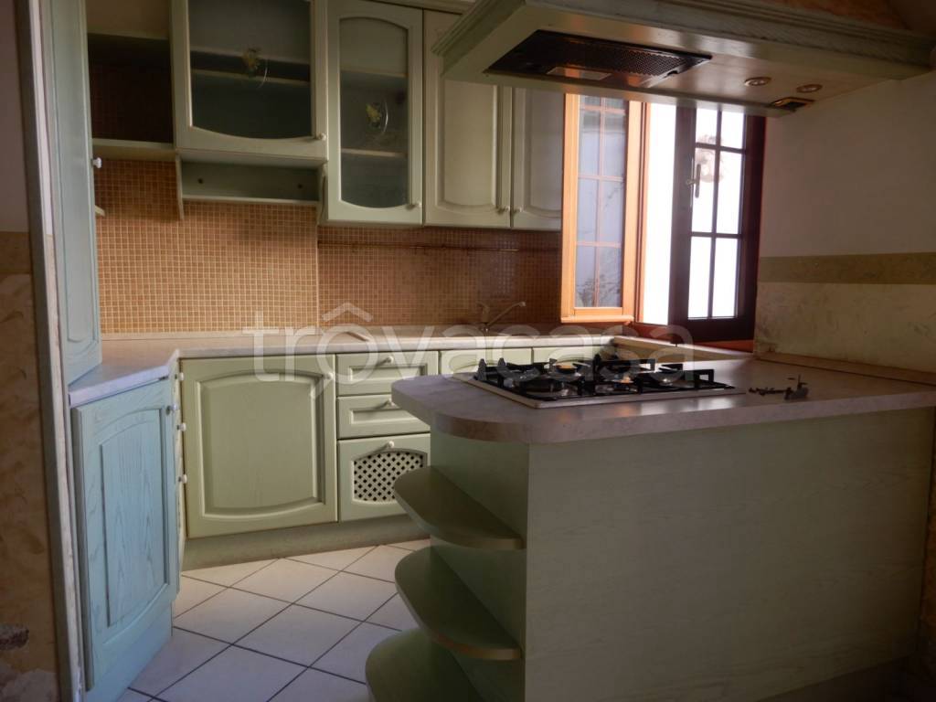 appartamento in affitto a Jesi