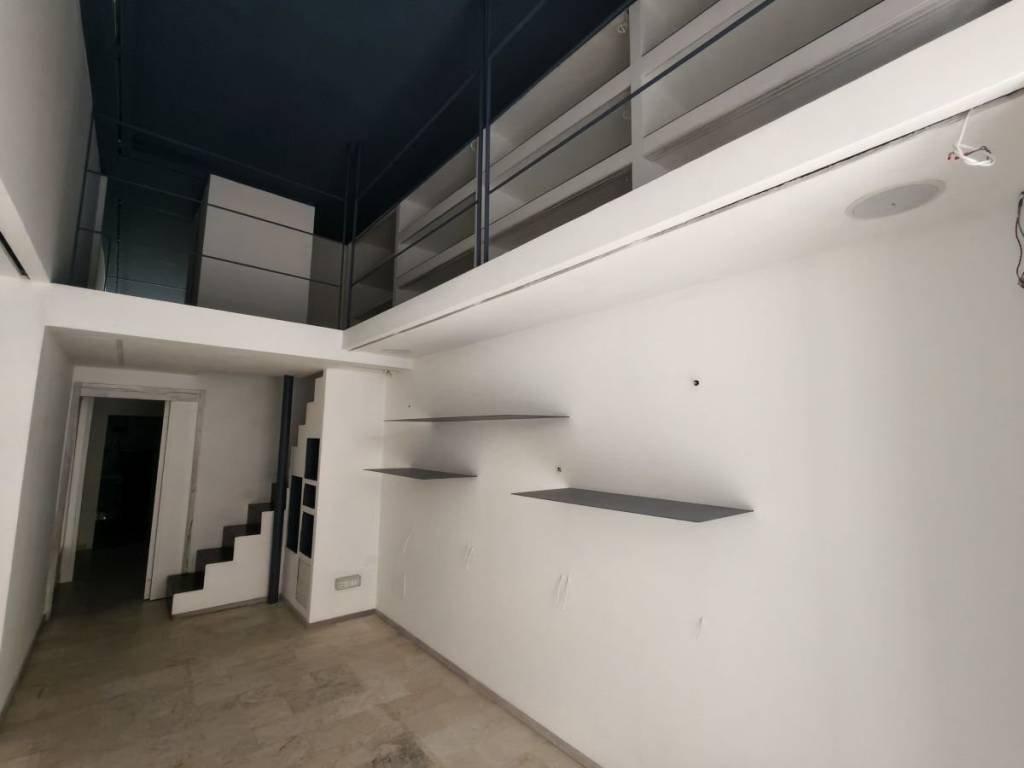 negozio in affitto a Jesi