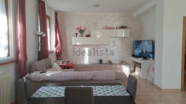 appartamento in affitto a Jesi