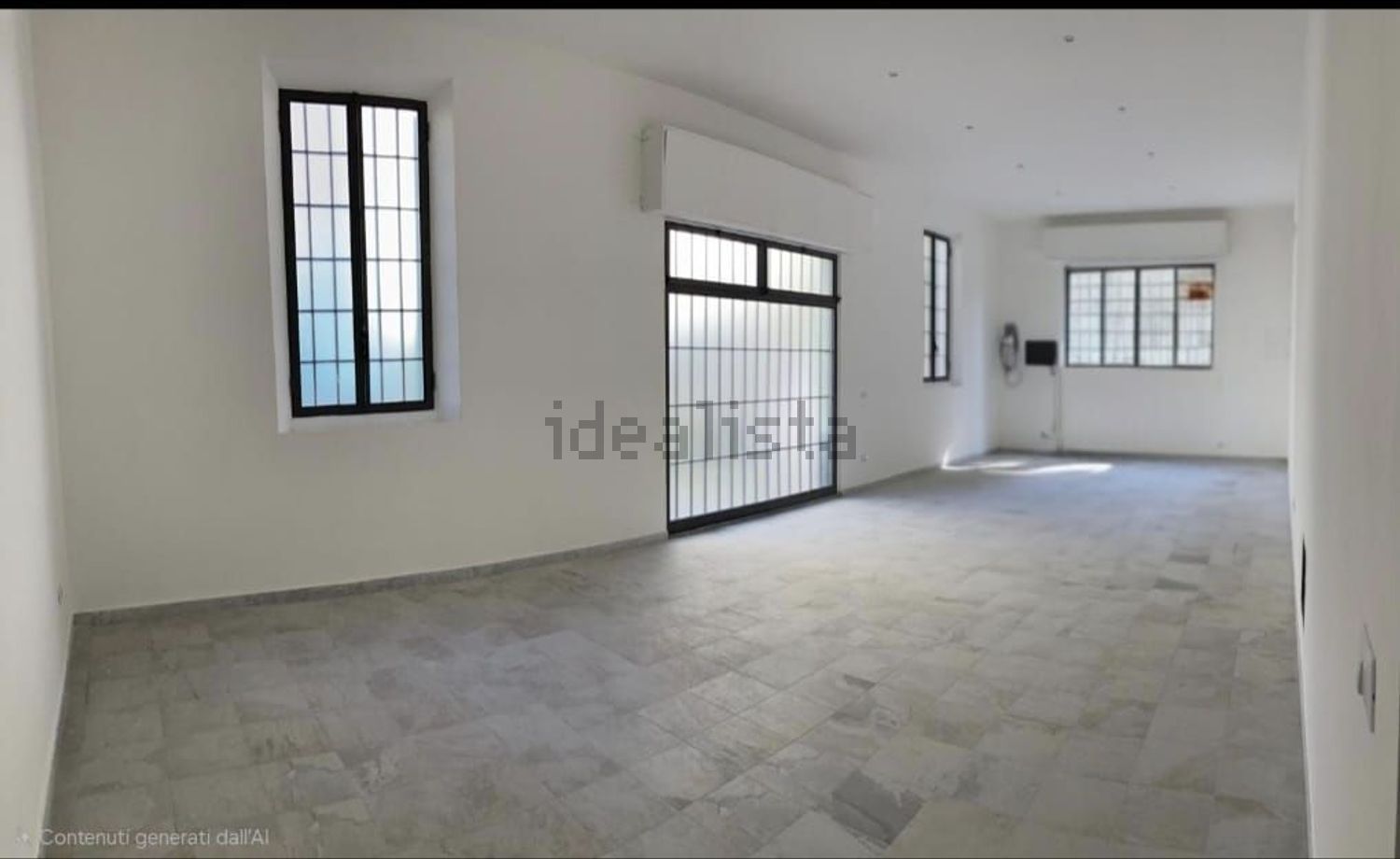 locale commerciale in affitto a Jesi