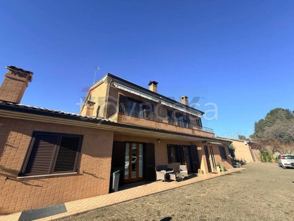 appartamento in affitto a Jesi