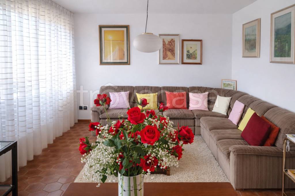 appartamento in affitto a Jesi